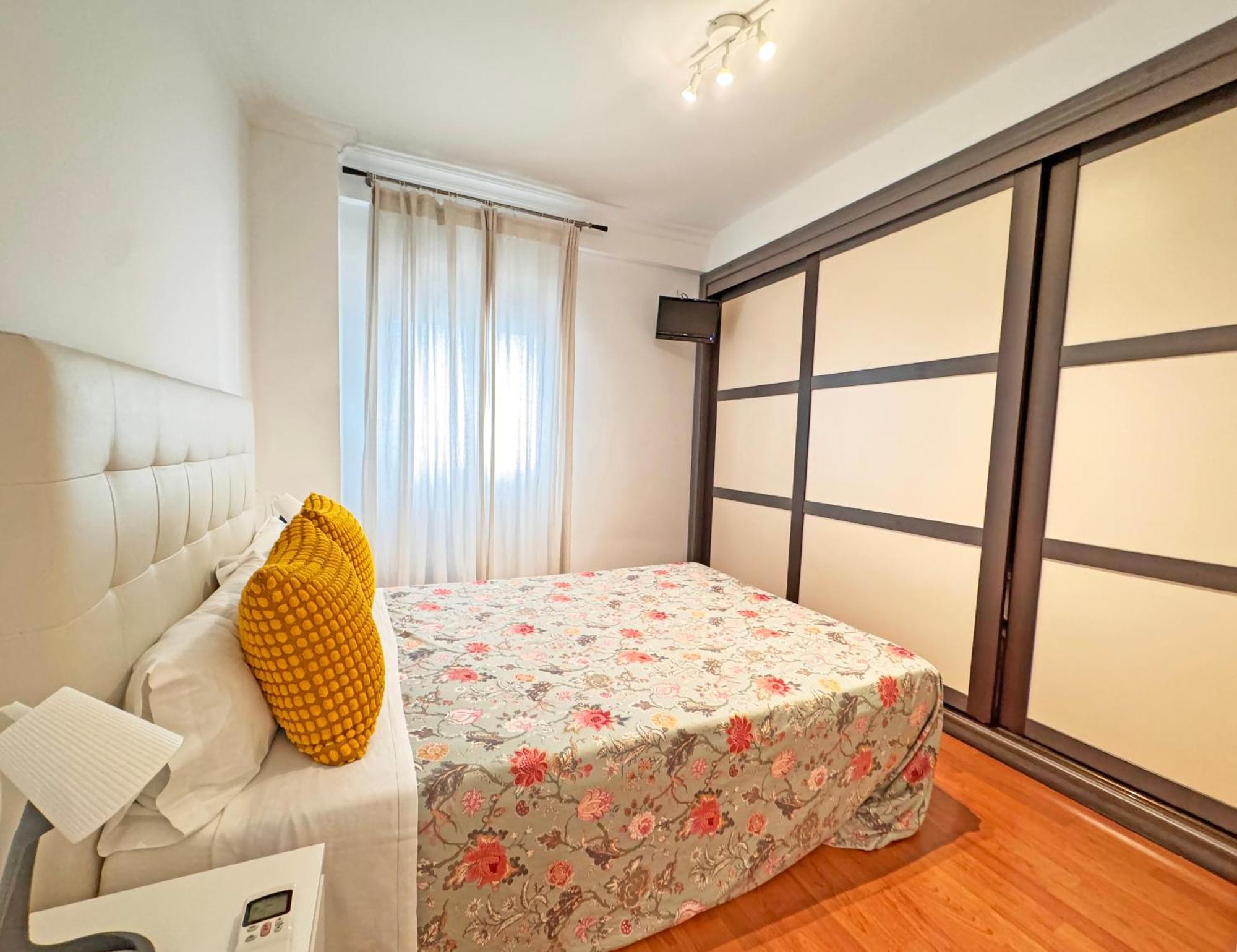 Triana Luxury Numancia Appartement