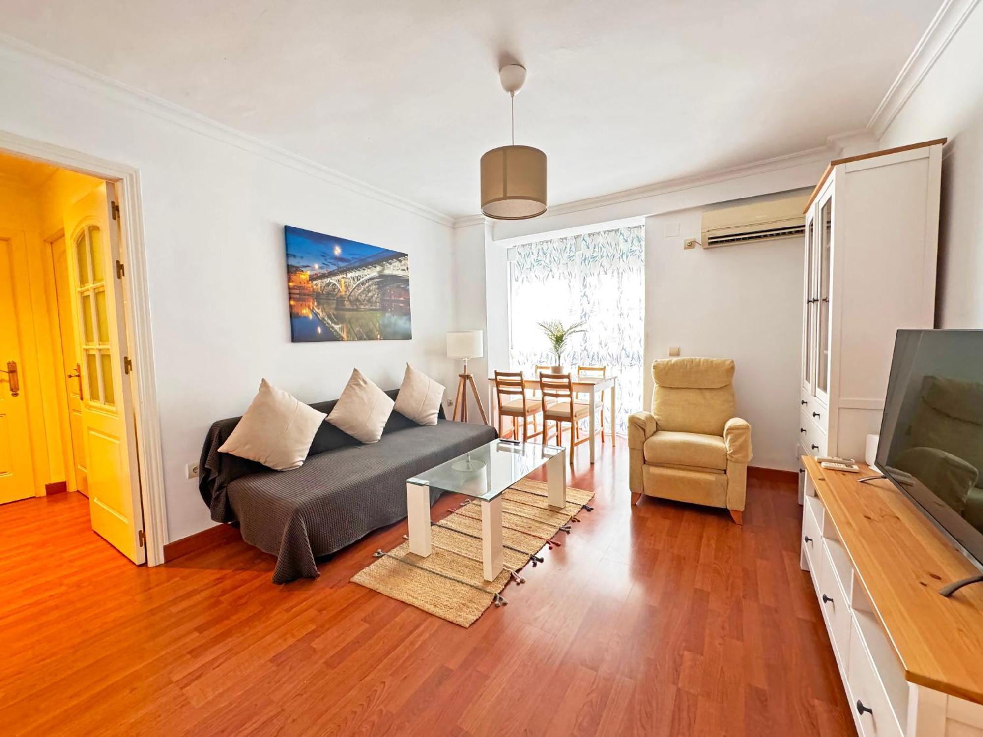 Triana Luxury Numancia * Séville